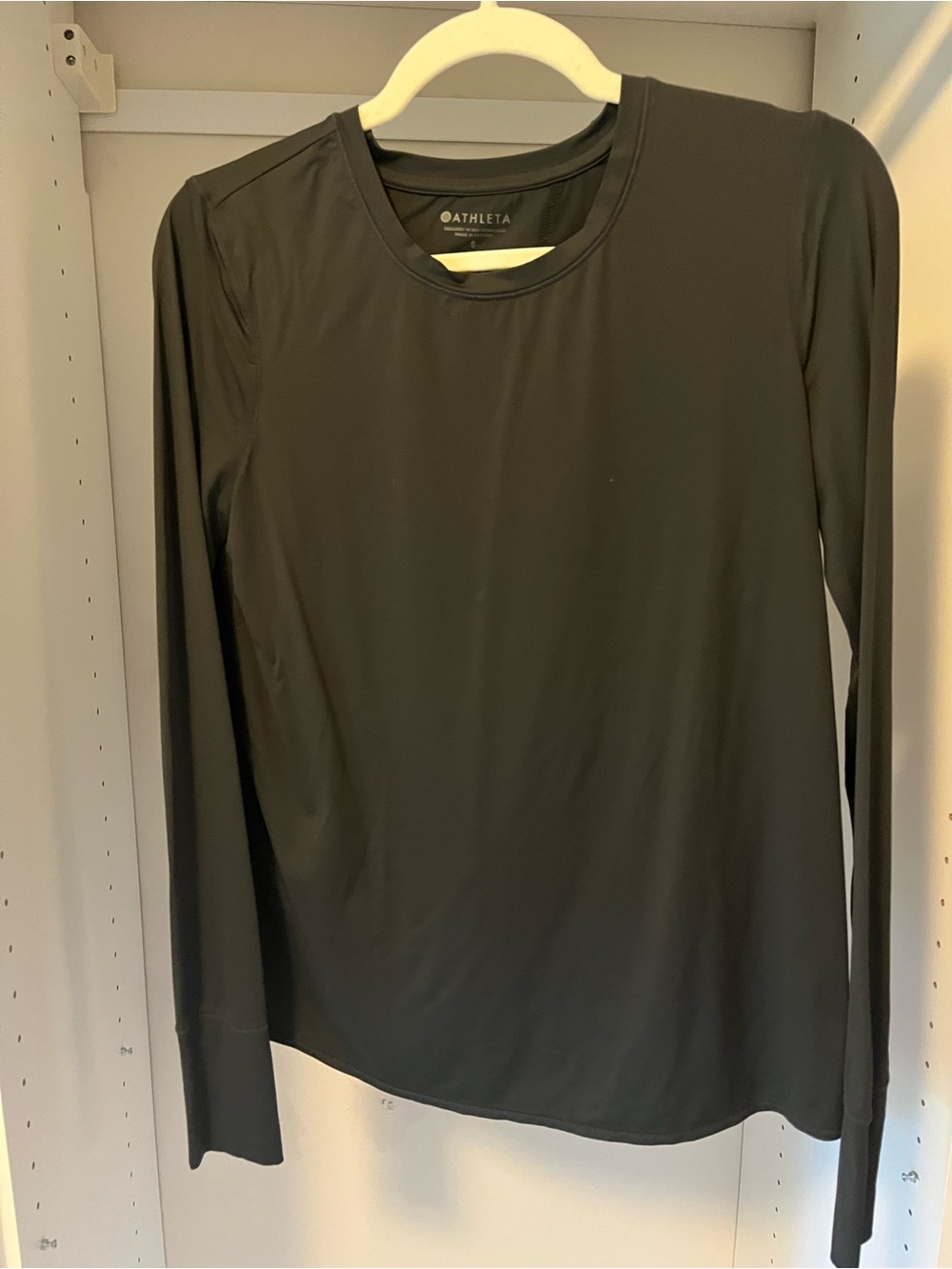 Athleta Black Long-Sleeve Performance Crew Top